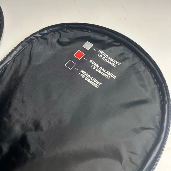 Dunlop Tennis Racket with Case - Picture 4 of 4